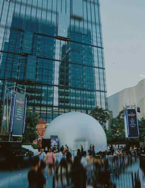 Amazing Thailand Galaxy of Love, view 3