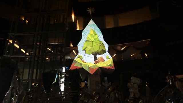Mapping Siam Paragon, view 1